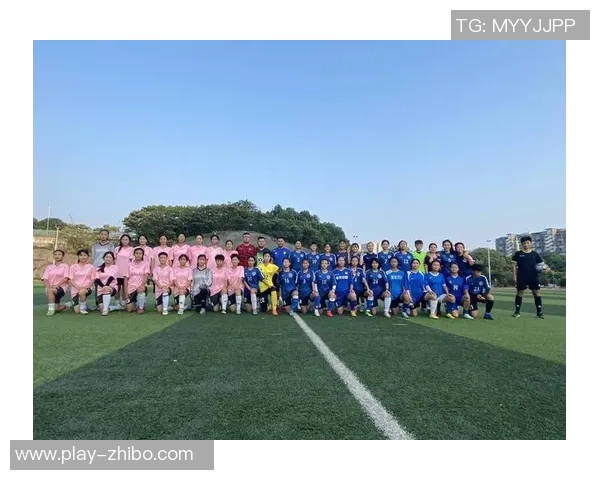 江镇中学足球队奋勇拼搏展现青春风采助力校园文化建设与体育精神发展